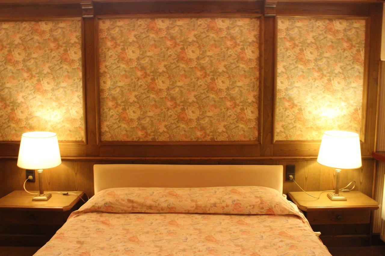 Hotel La Lepre Bianca Gallio Eksteriør billede